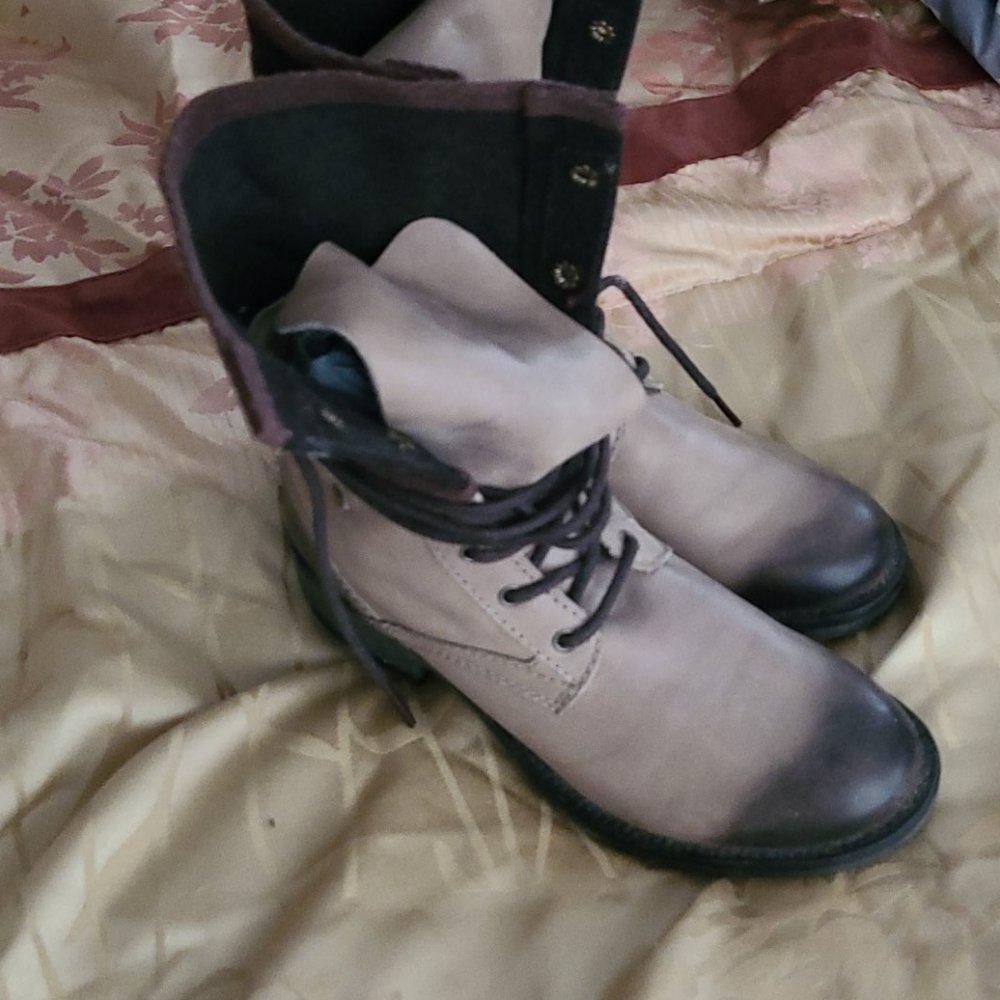 Coconuts Mollie Booties